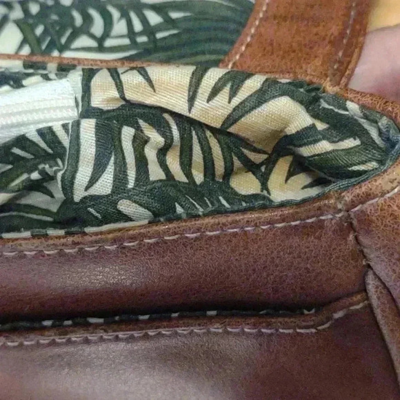 Liz Claiborne accessories saddle‎ purse brown - Picture 7 of 7